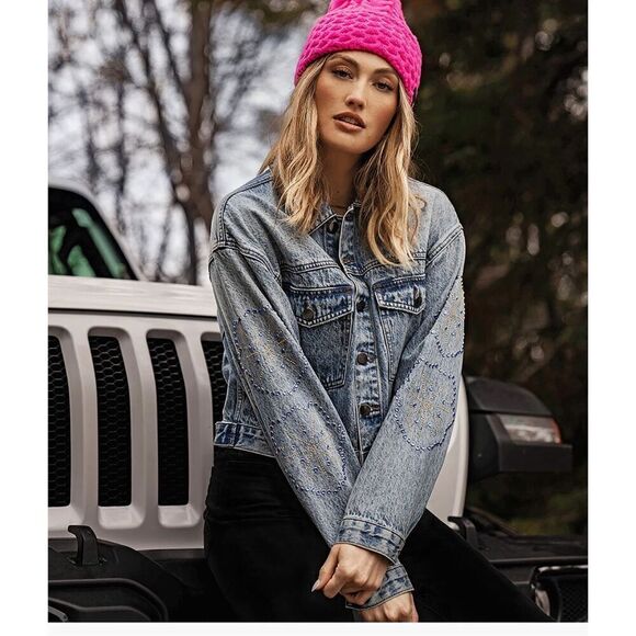 Kut from the Kloth Jackets & Blazers - Kut from the Kloth Dolly rhinestone crop jacket oversized size XS NWT